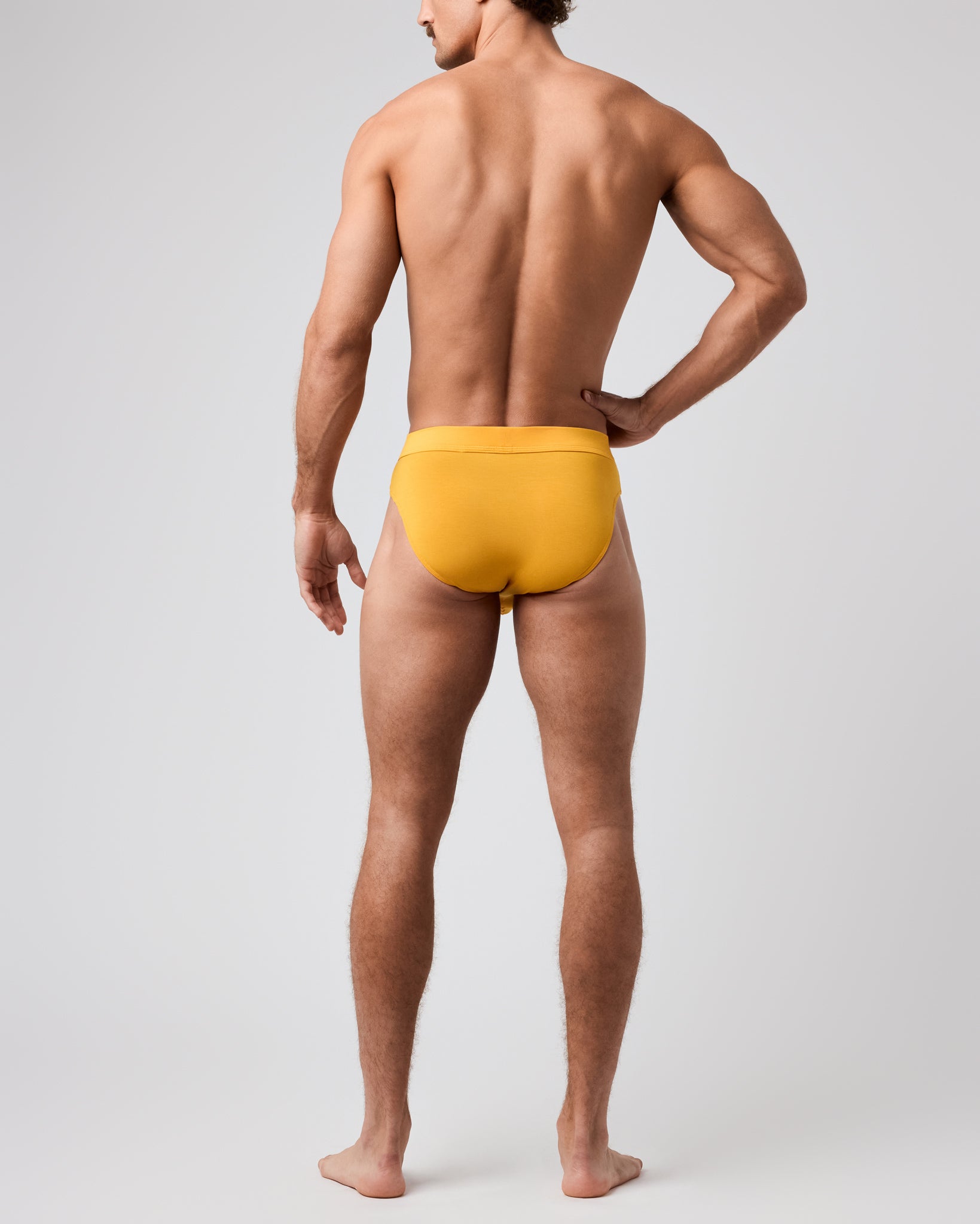 EliteMan - Brief