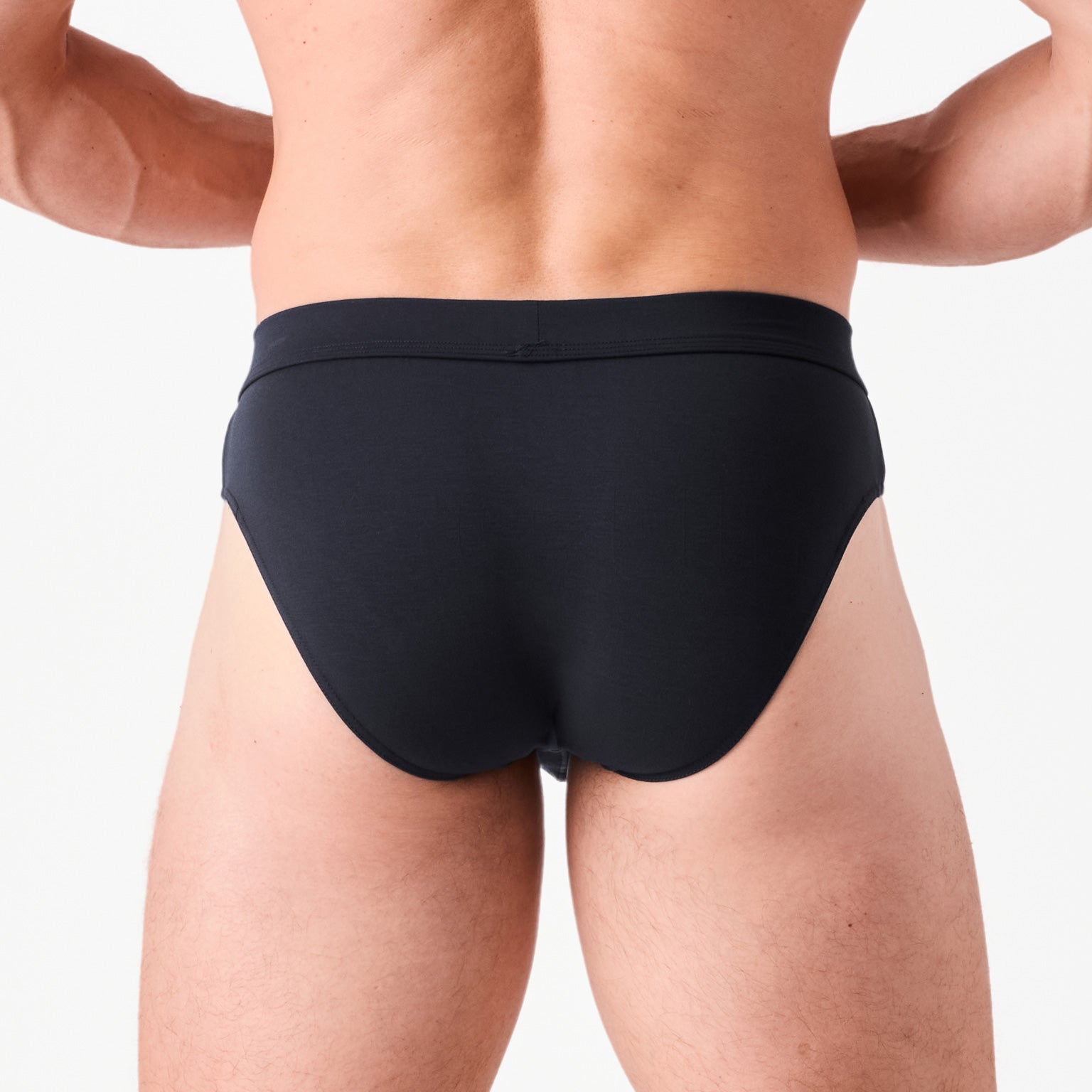 EliteMan - Brief