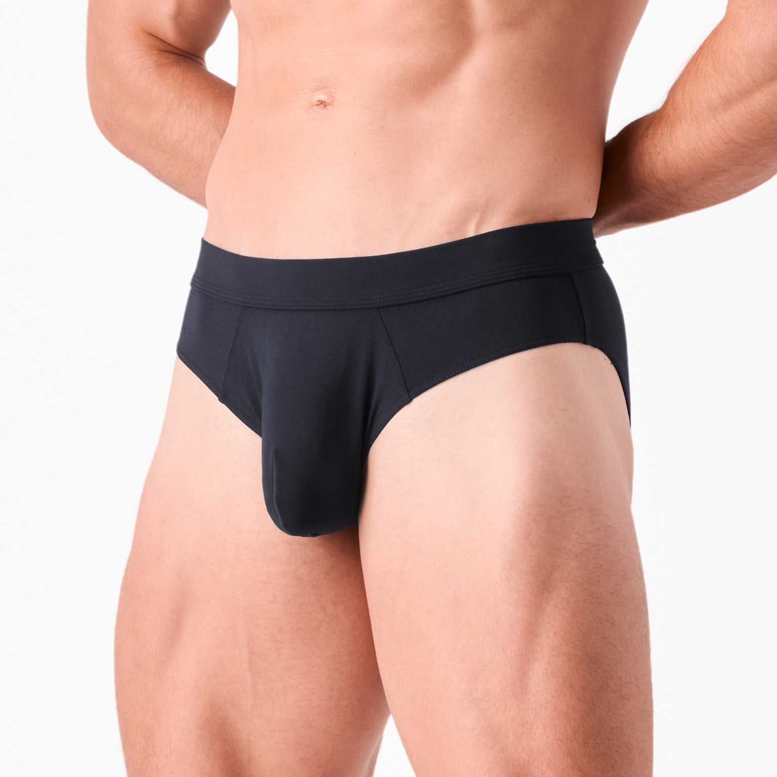 EliteMan - Brief