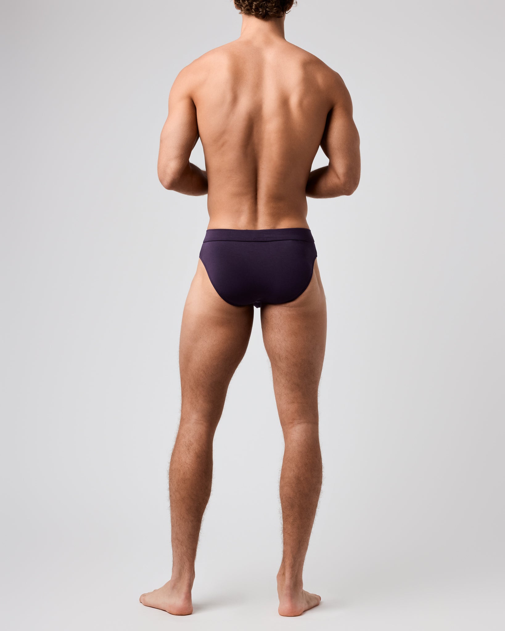 EliteMan - Brief